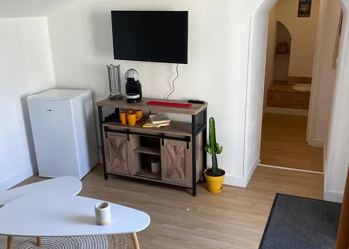 De Courdoux Feriehus Sargé Les Le Mans